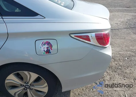 2014 Hyundai Sonata Hybrid Limited z USA, uszkodzony, nr VIN KMHEC4A41EA110011